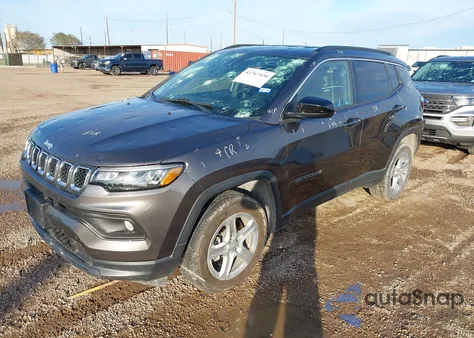 2024 Jeep Compass Latitude 4X4 from USA, damaged, VIN 3C4NJDBN3RT607755